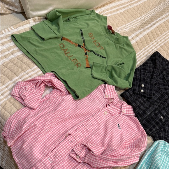 Vineyard vines bundle. - Picture 2 of 6